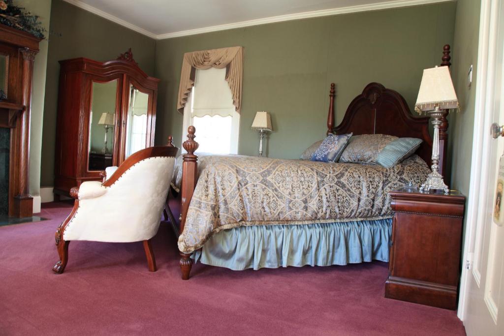 Bybee'S Historic Inn Джексонвилл Номер фото
